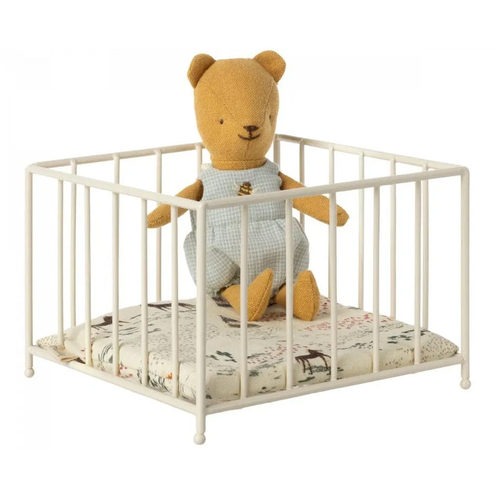 Maileg micro playpen