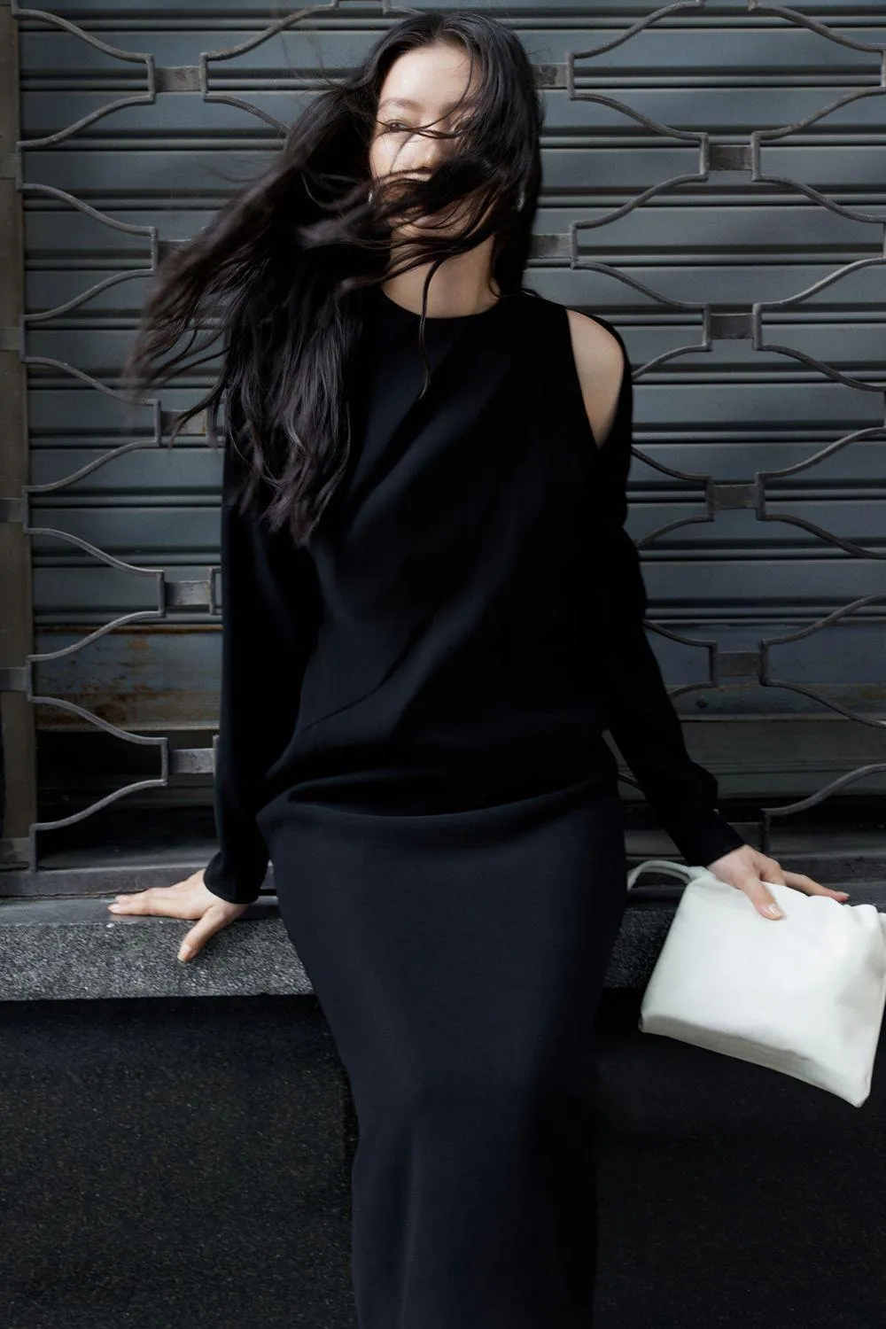 Mayes Straight Round Neck Crepe Midi Dress